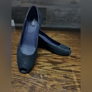 Vaneli  Black & purple | Style Peep Toe  |Size 7.5